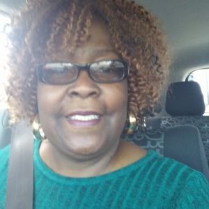 Meet your Posher, Joyce